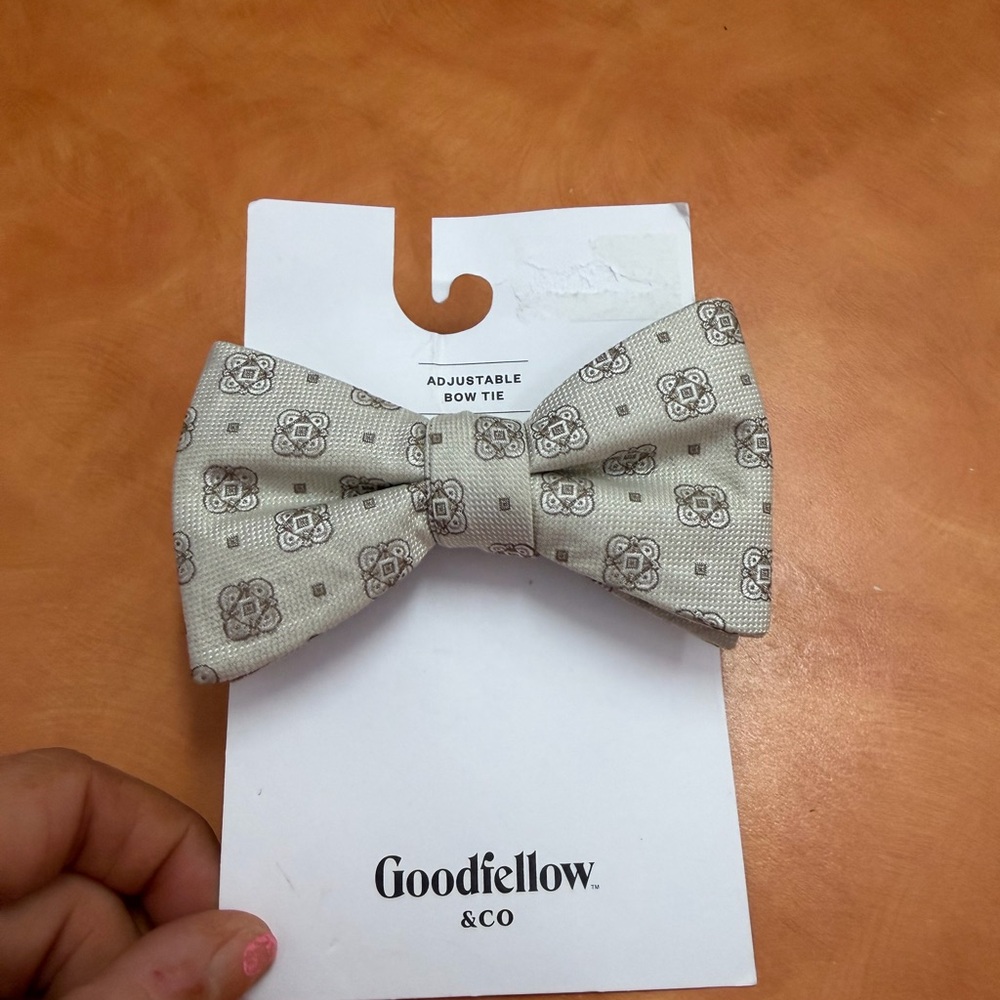 Goodfellow & Co Kids Bow Tie - Light Brown Pattern